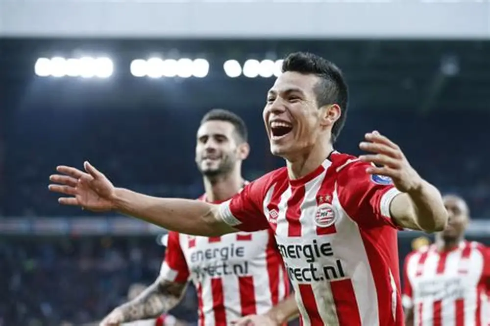 埃因霍溫：歐冠賽場刮起橙色風暴