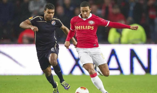 埃因霍溫：歐冠賽場刮起橙色風暴