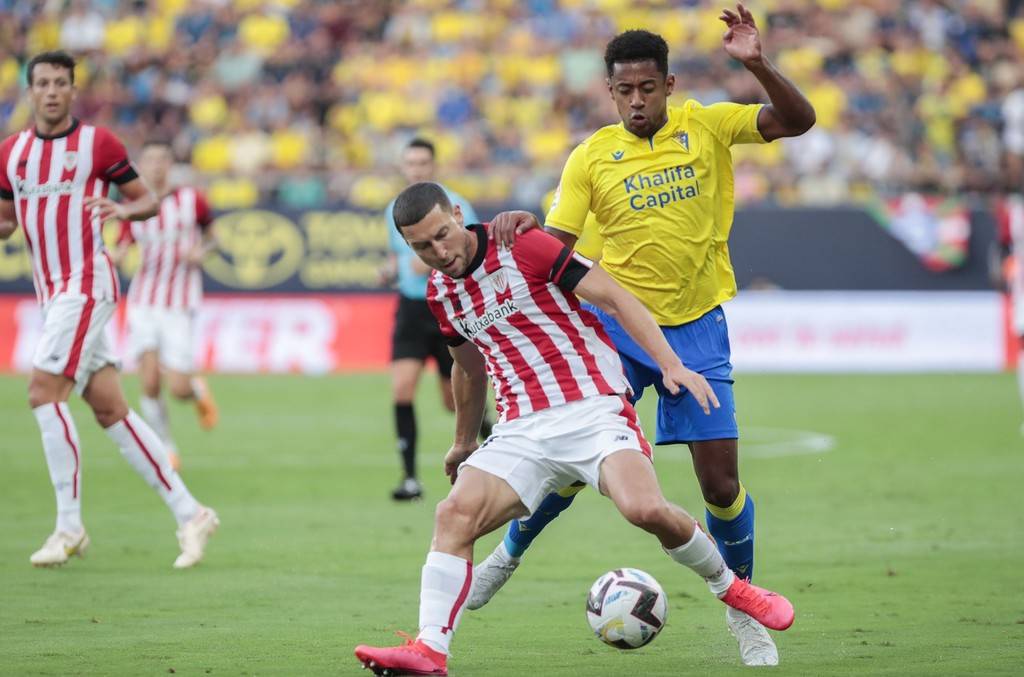 畢爾巴鄂競技：歐冠逆襲，鑄就鐵血傳奇